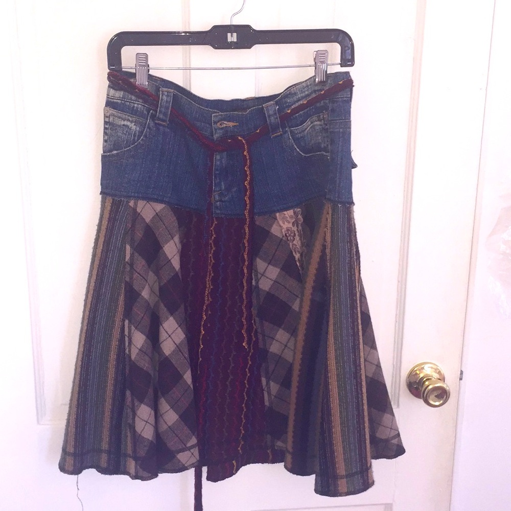 Multicolored paneled a line winter skirt